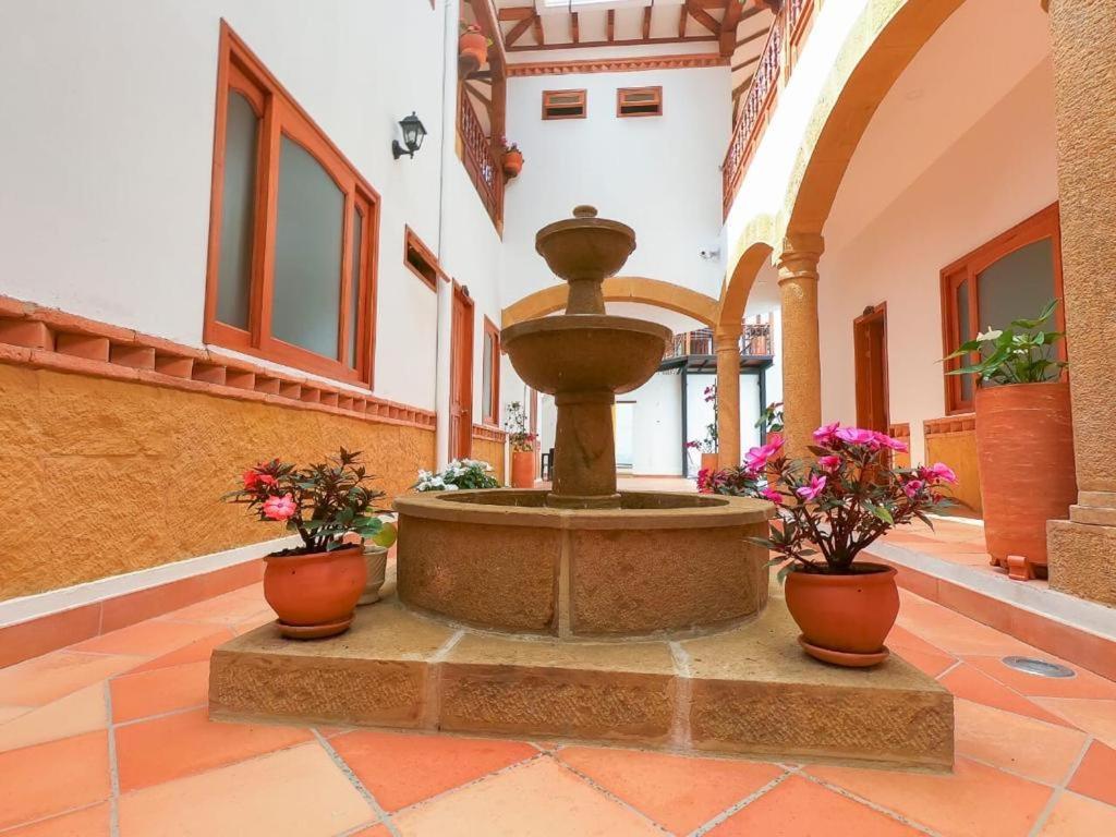 Hospederia Villa De Los Saenz فيلا دي ليفا المظهر الخارجي الصورة