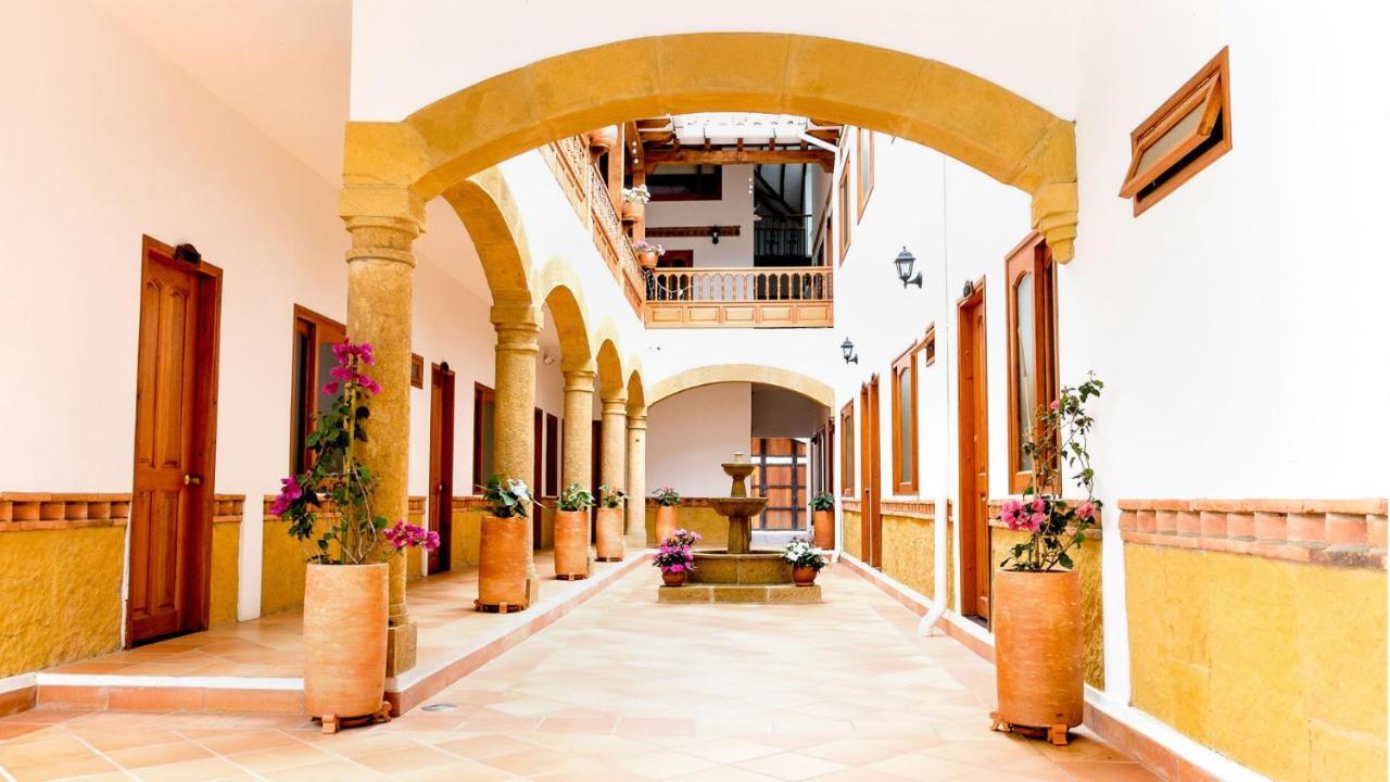 Hospederia Villa De Los Saenz فيلا دي ليفا المظهر الخارجي الصورة