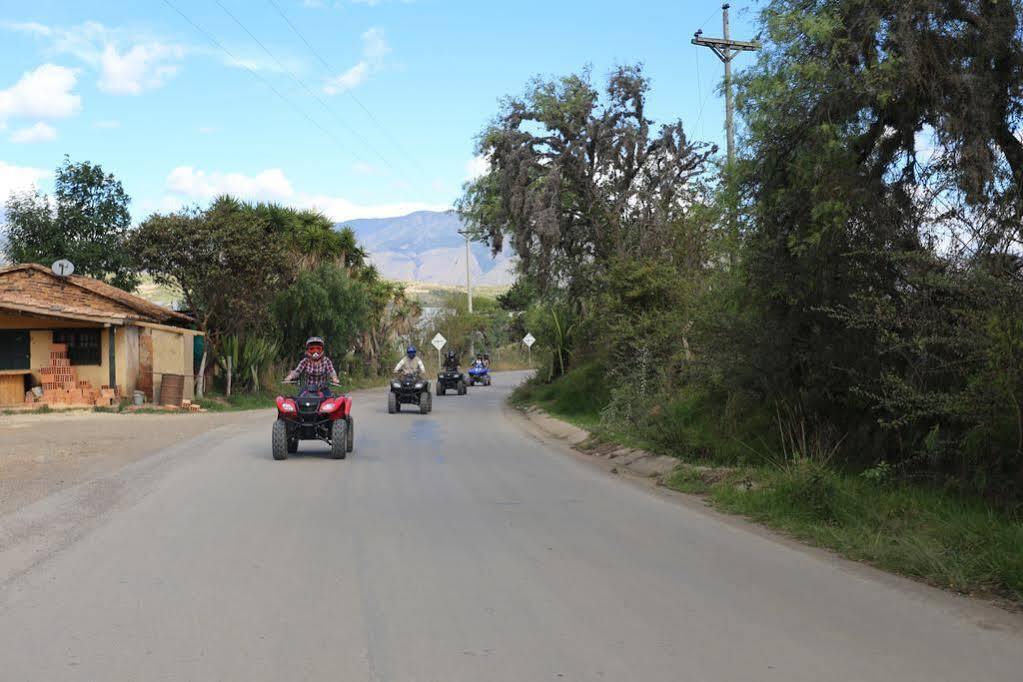 Hospederia Villa De Los Saenz فيلا دي ليفا المظهر الخارجي الصورة